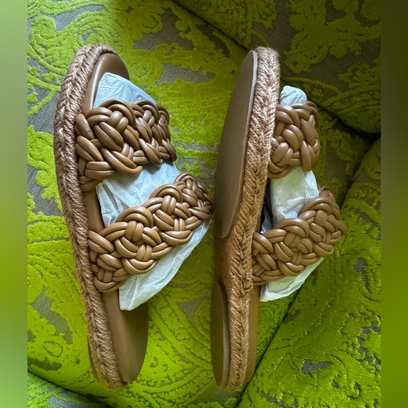 NEW Vince Sullivan Womens Leather Slip On Slide Sandals Tan $295 Size 9.5 - Picture 4 of 7